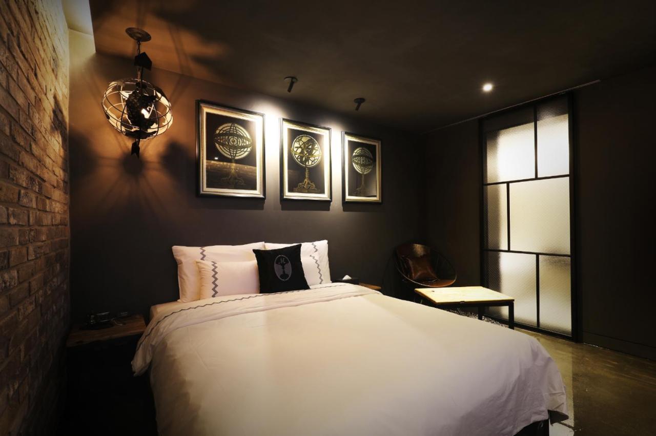 Mari Hotel Чхонджу Екстер'єр фото