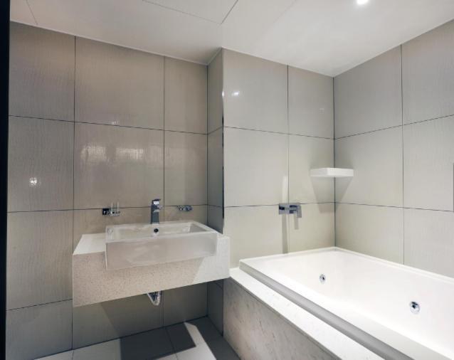 Mari Hotel Чхонджу Екстер'єр фото