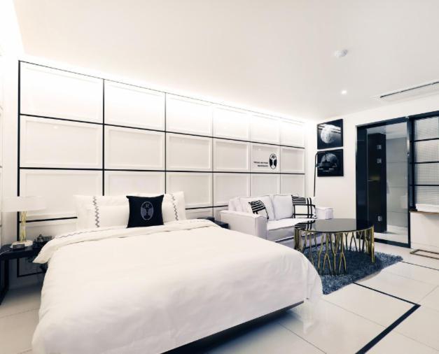 Mari Hotel Чхонджу Екстер'єр фото